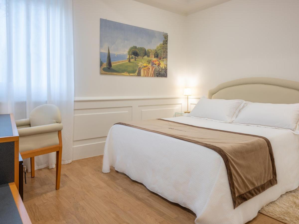 Mirabella Eclano Mirabella Hotel מראה חיצוני תמונה